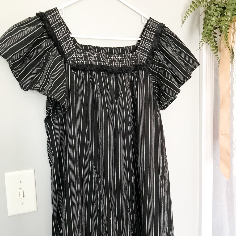 Isabel Black Maternity Top  • Ingrid and Isabel